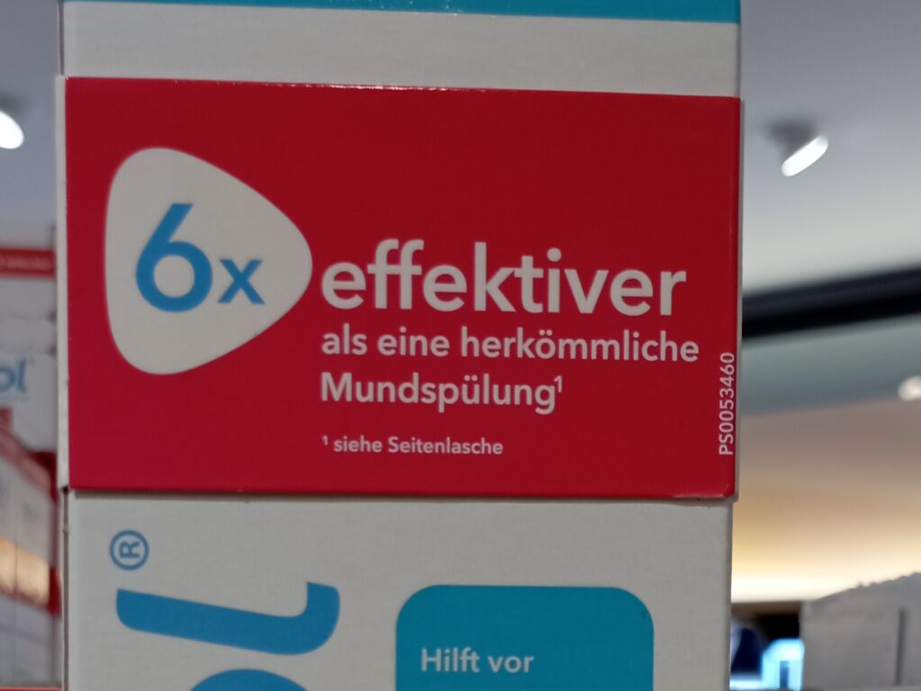 meridol® 6× effektiver MUNDSPÜLUNG ANTIBAKTERIELLE WIRKUNG