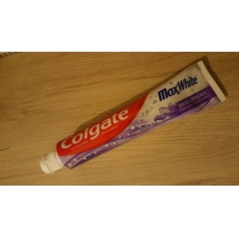 Colgate Max White Shine Crystals Zahnpasta