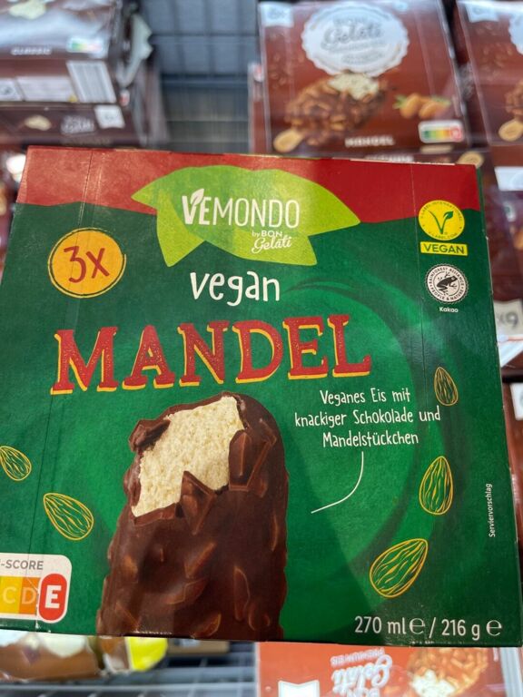 3× VEMONDO  vegan MANDEL    270 ml  3 × 72 g = 216 g