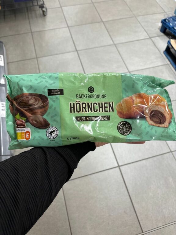 Bäckerkrönung Hörnchen Nuss-Nougat-Creme 240 g