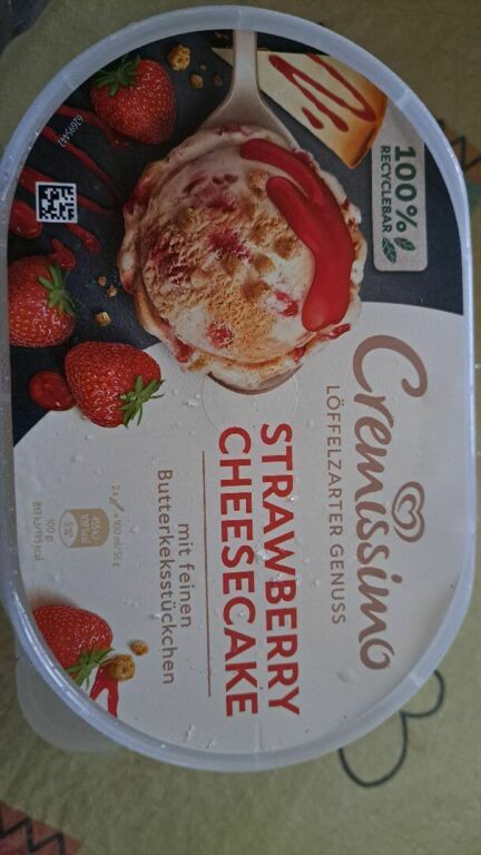 Cremissimo LÖFFELZARTER GENUSS STRAWBERRY CHEESECAKE